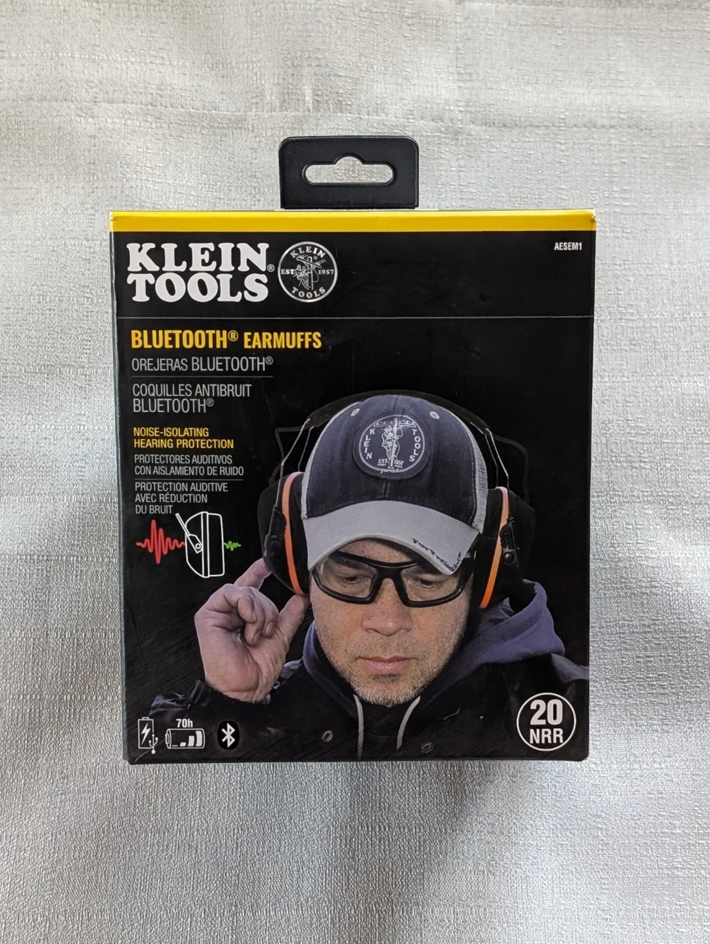 Klein Tools Bluetooth Noise-Isolating Earmuffs NEW!